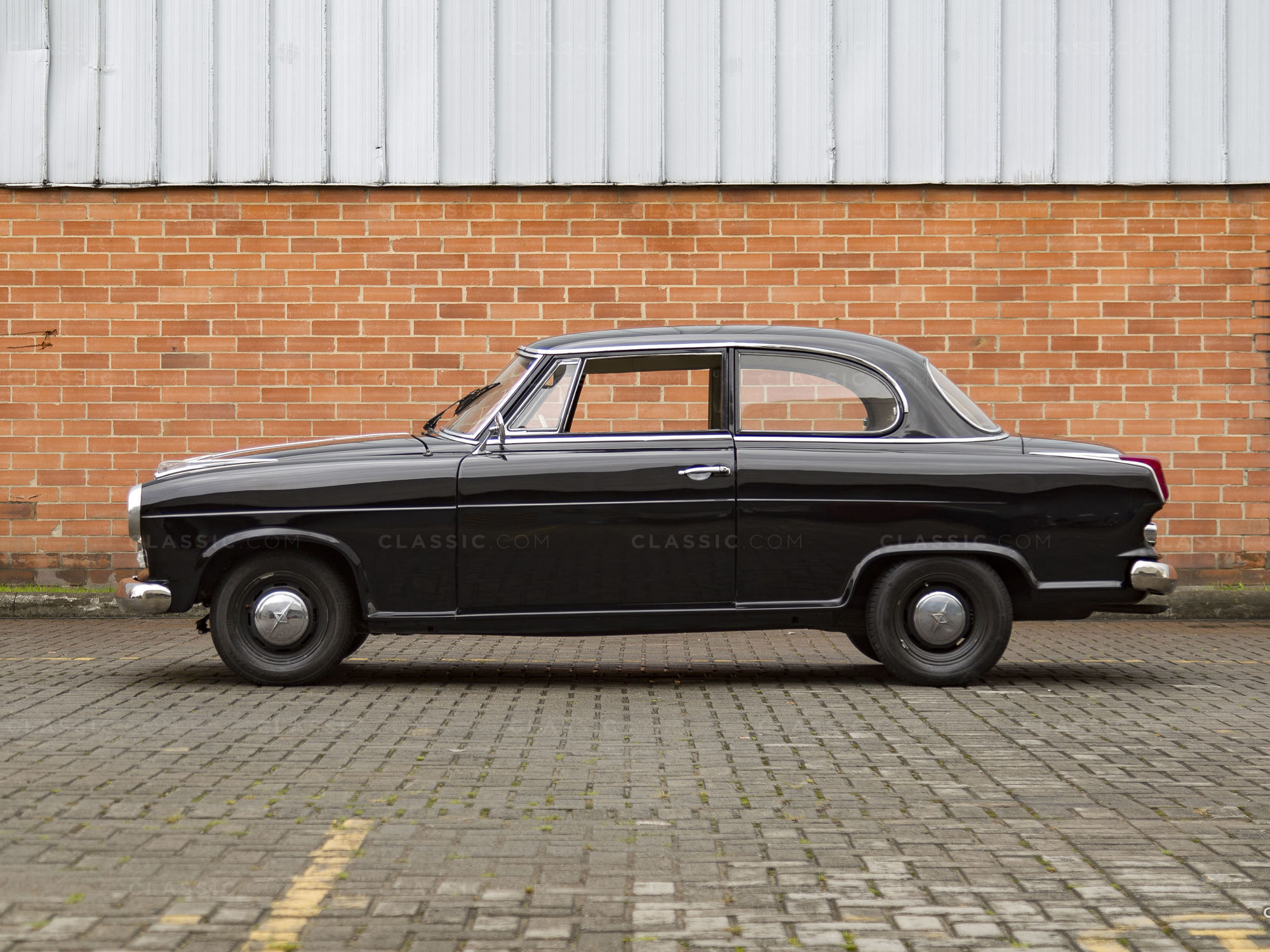 Classic Motors - 1961 Borgward Isabella Coupe - 1189162 - Black
