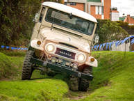 1965 FJ40 Land Cruiser Beige