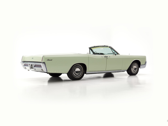 The Classic Motor Company - 1967 Lincoln Continental 7Y86G806920 - Cameo Green - Studio