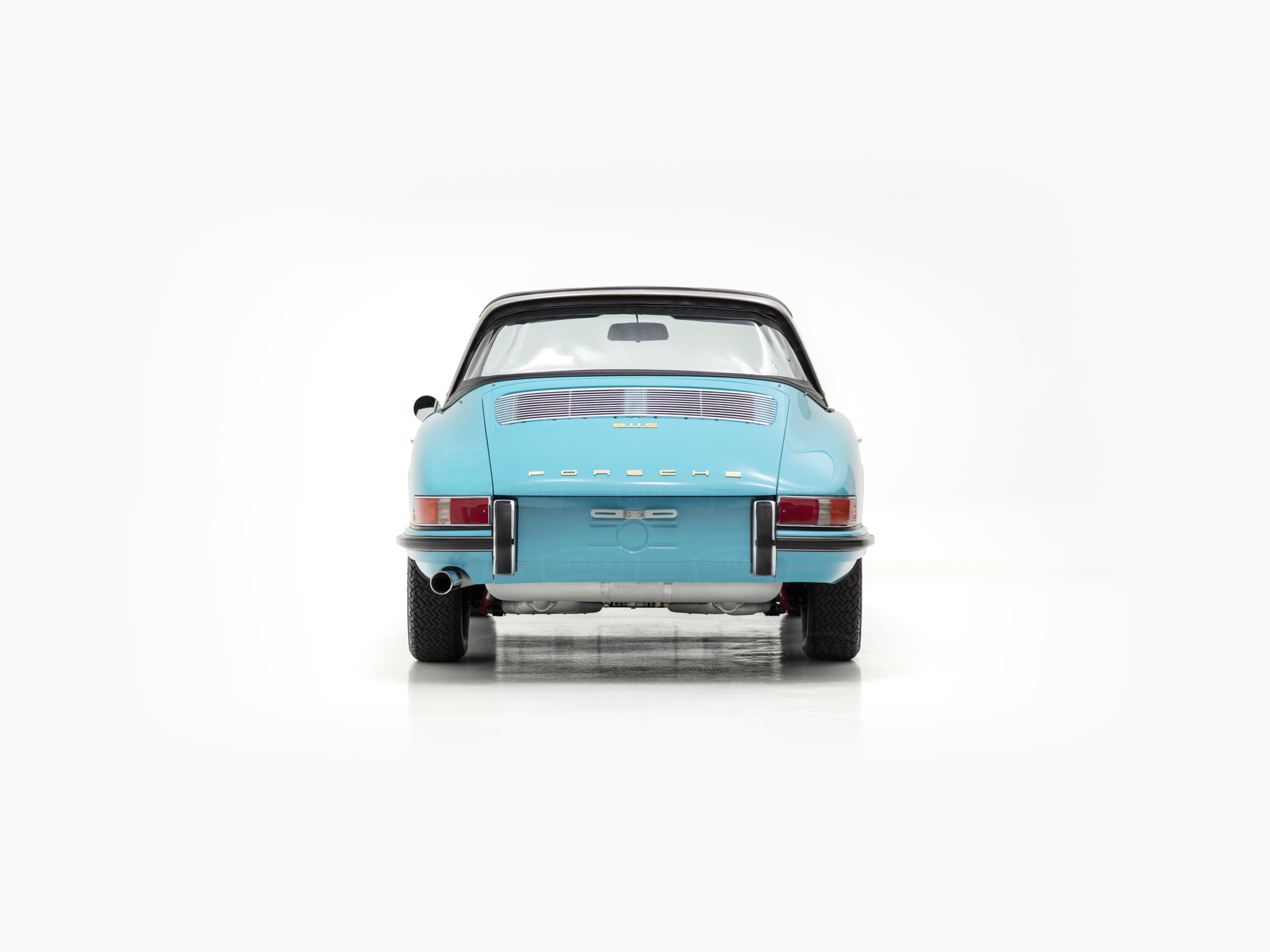 Classic Motors - 1967 Porsche 911S 2.0L Soft-Window Targa Crystal Blue 500667S - Studio