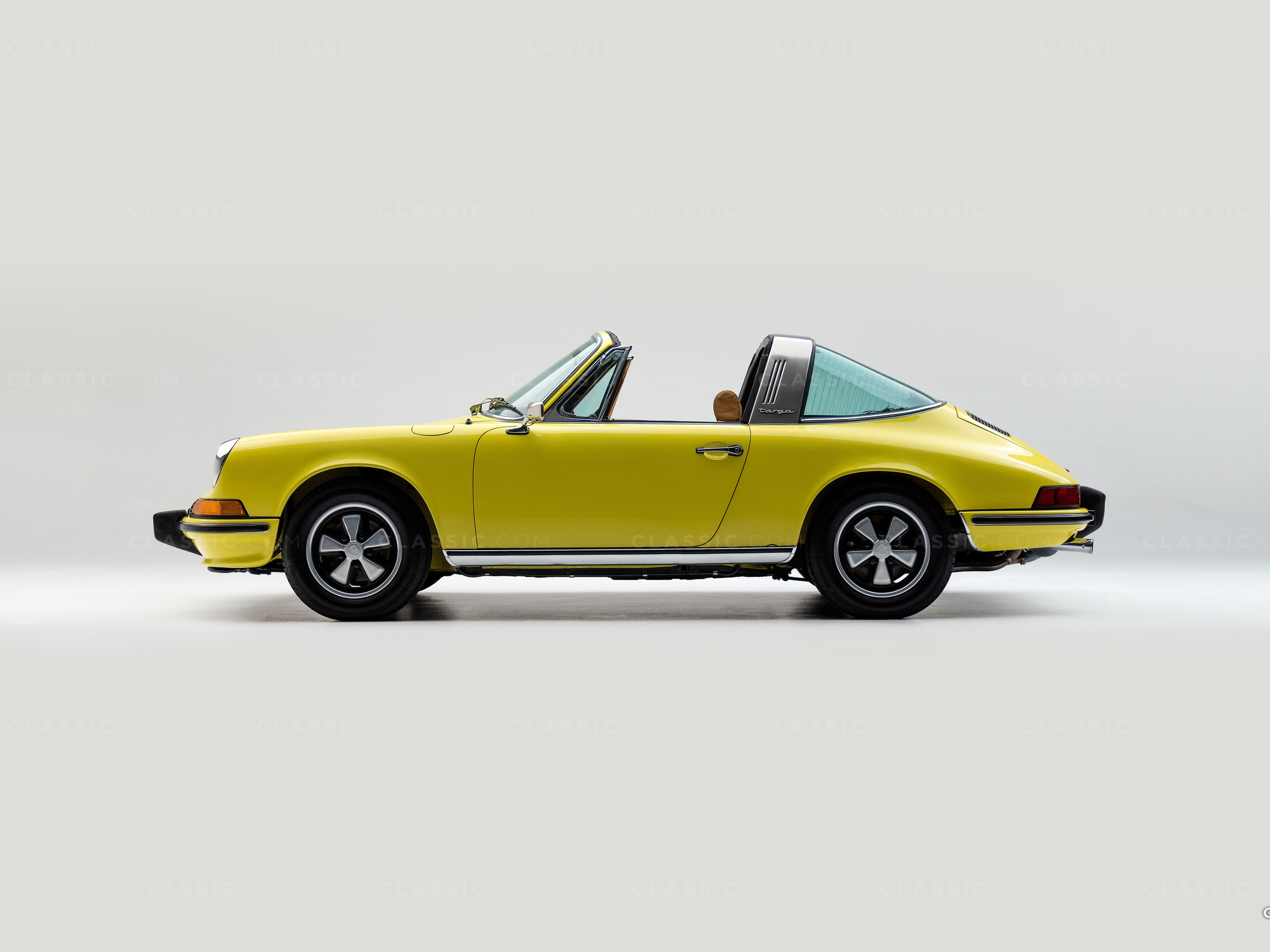1973 Porsche 911S Targa Yellow 9113210103 Studio