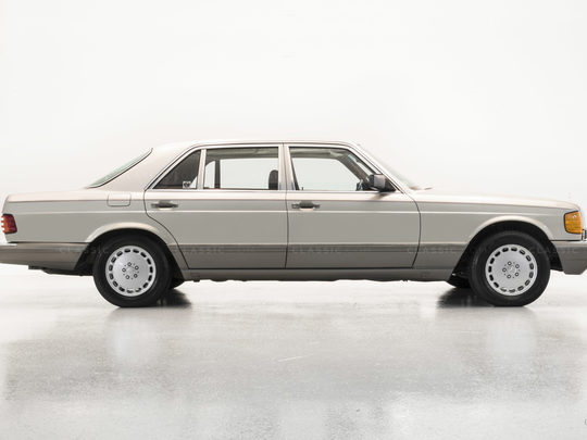 CMC - 1992 Mercedes-Benz 500E - WDB1240361B872073 - Studio