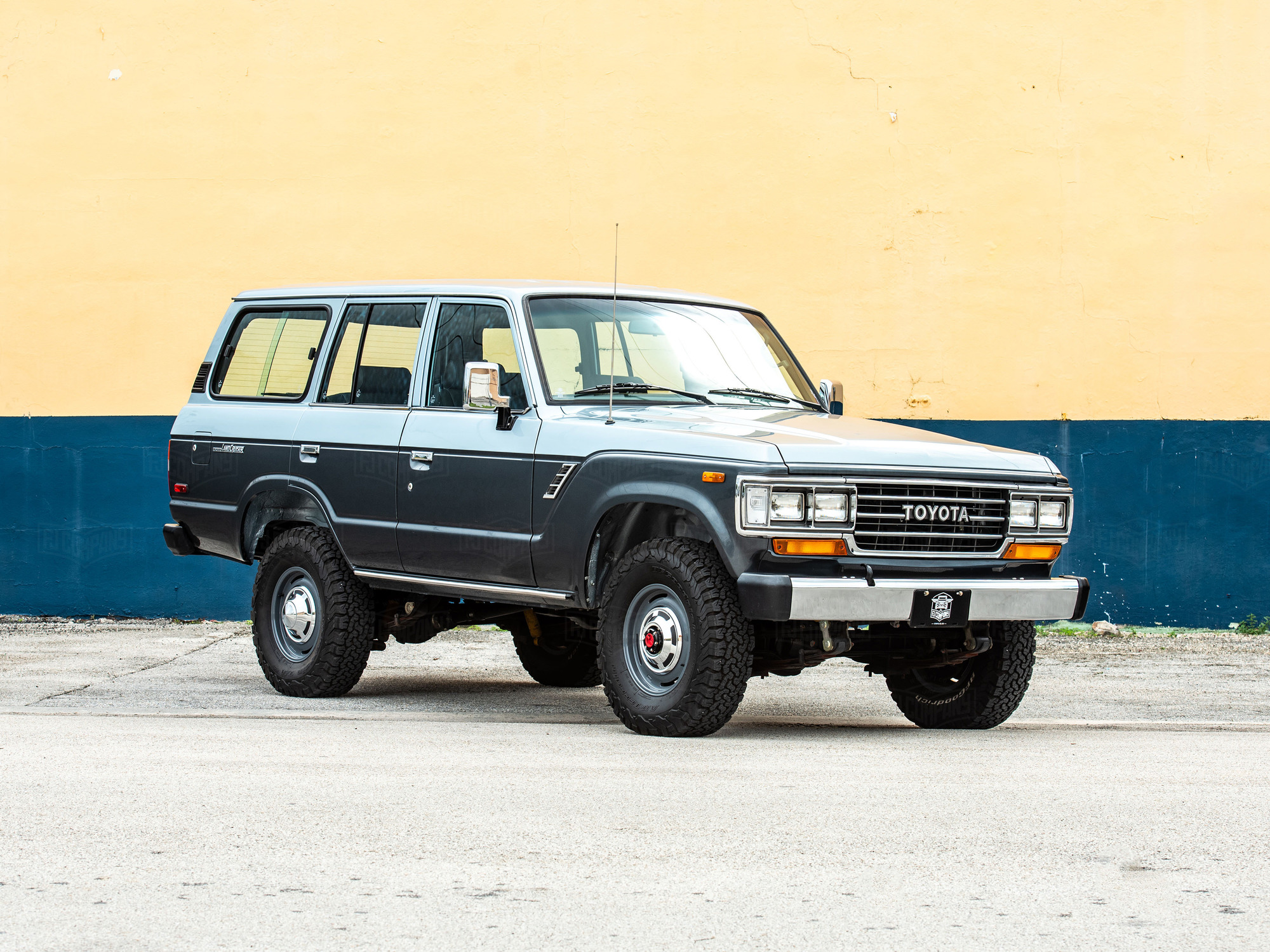 The FJ Company - 1988 Toyota Land Cruiser FJ62 G8J0088791 Blue - Silver - Outdoors