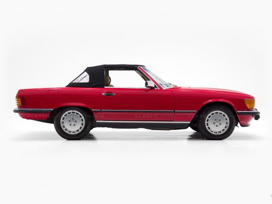 1989 Mercedes-Benz 560SL WPBBA48DXKA103846 Studio