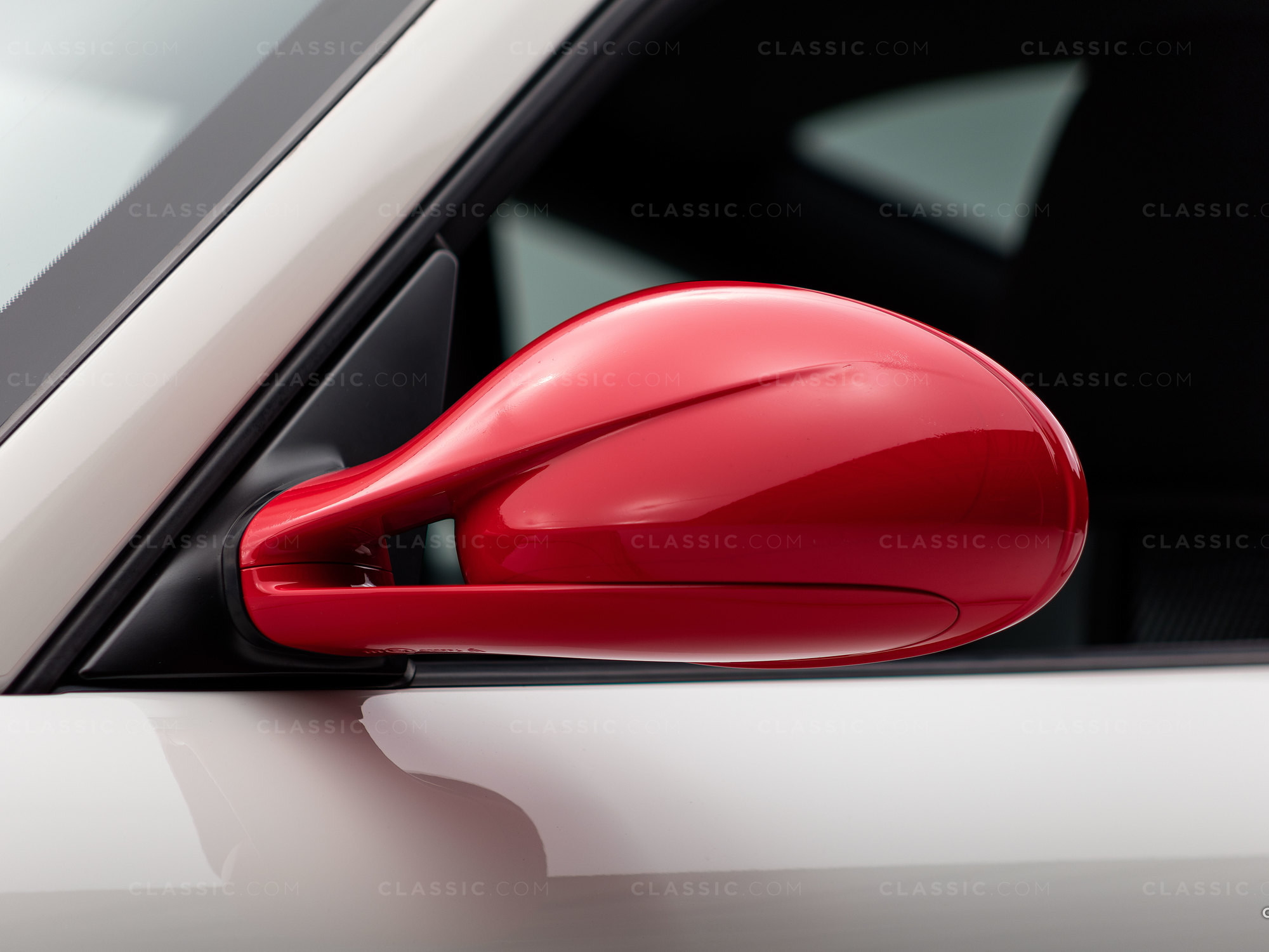 2010 Porsche 911 GT3RS White WE0AC2A97AS783716 Studio