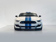 2020 Ford Shelby Mustang GT350R White - 1FA6P8JZ2L5552601 - Studio