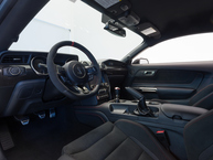 2020 Ford Shelby Mustang GT350R White - 1FA6P8JZ2L5552601 - Studio